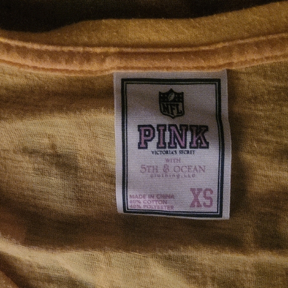 Victoria's Secret PINK Pittsburgh Steelers V Neck T-shirt XS - Picture 3 of 7